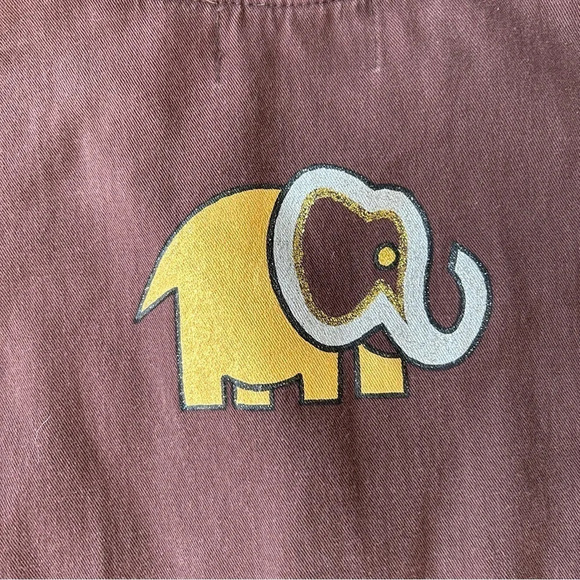 Vintage Brown Elephant Embossed Pattern Button Down Pleated Dress Made in Canada - Picture 15 of 16